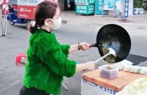 成人板凳出摊视频,成人世界的市井生活剪影