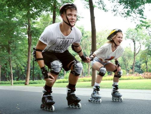 旱冰鞋成人攻略视频,轻松入门,畅享滑行乐趣