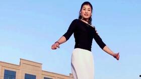 成人女性舞蹈简单吗视频,成人女性舞蹈视频教程解析